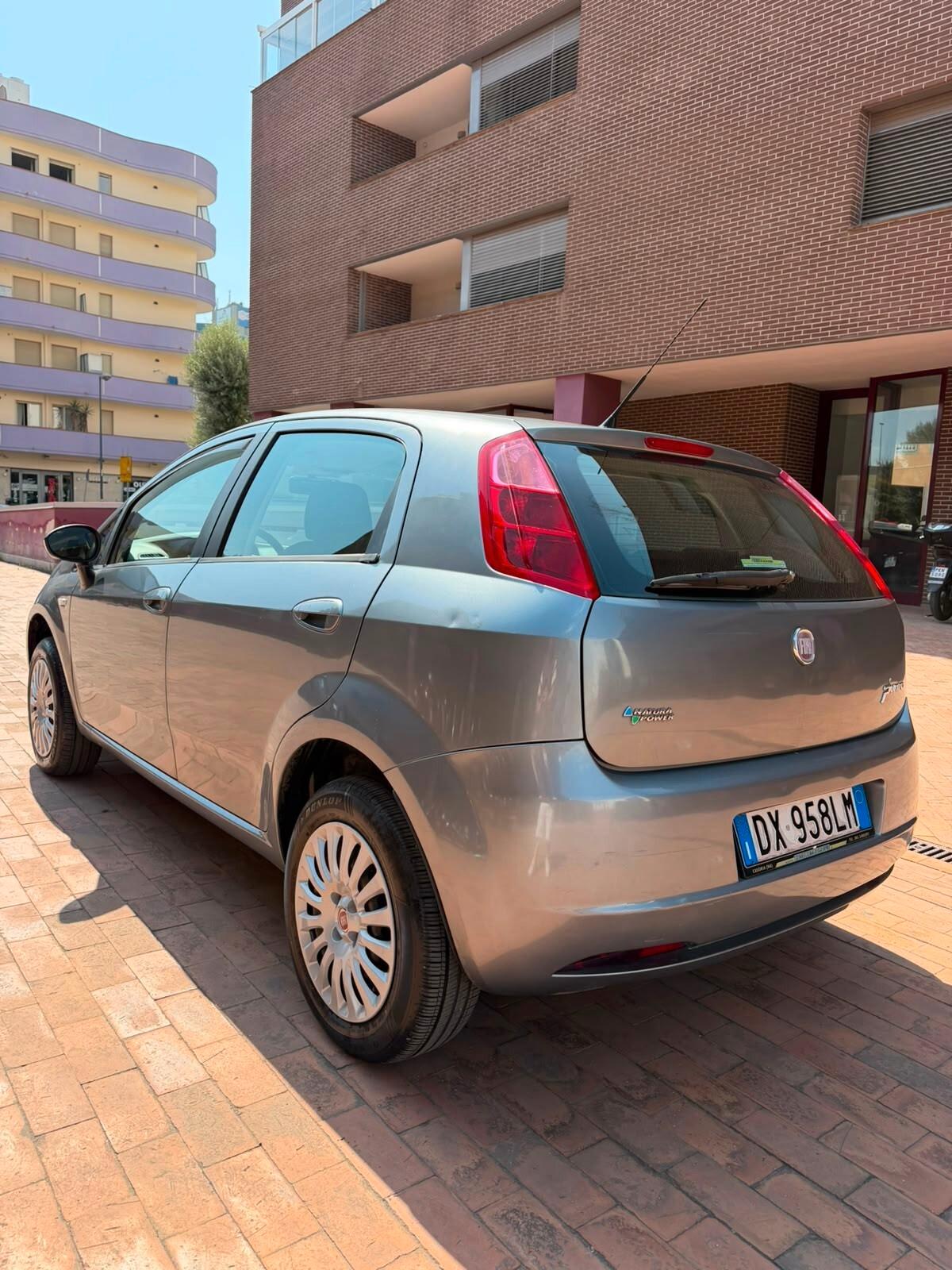 Fiat Grande Punto 1.4 5 porte Dynamic Natural Power