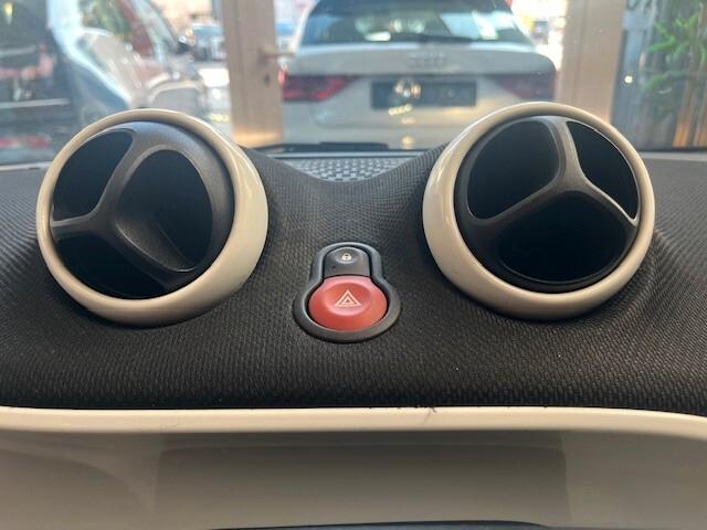 SMART FOR FOUR 1.0 PASSION TETTO PANORAMICO OK NEOPATENTATI
