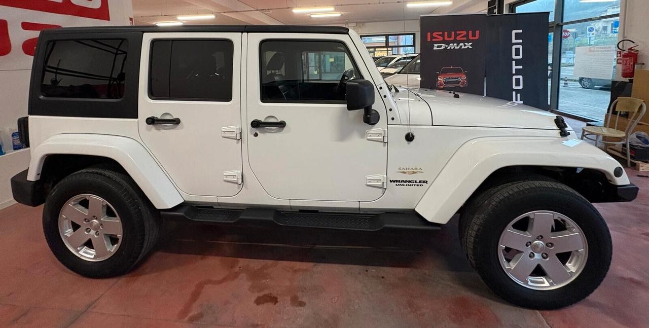 JEEP WRANGLER- UNLIMITED 4X4 CAMBIO AUT. Diesel 2.8 CV 200 EURO 5A Km 193.968 Garanzia 12 mesi