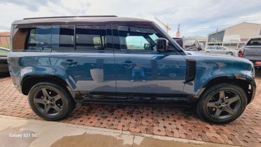 Land Rover Defender 110 3.0D I6 200 CV AWD Auto X-Dynamic SE