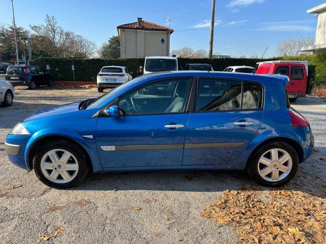 RENAULT Megane Cambio automatico!!! Mégane 1.6 16V 5p. Luxe