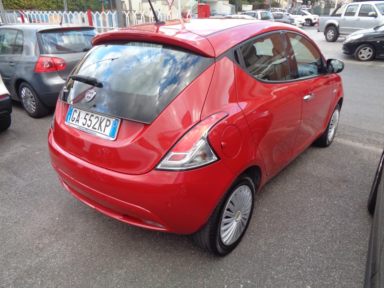 Lancia Ypsilon 1.2 69 CV 5 porte GPL Ecochic Gold