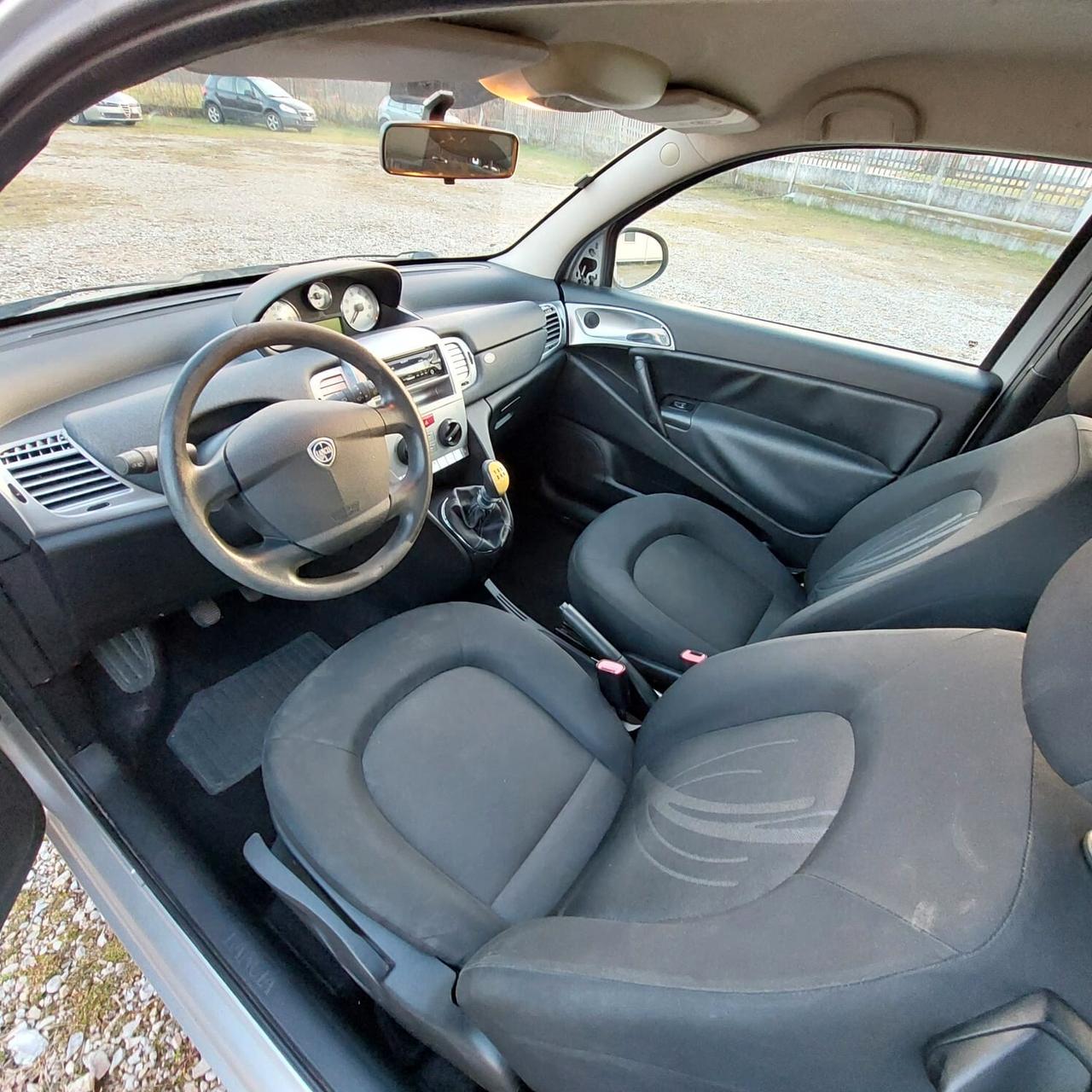 Lancia Ypsilon 1.2 69 CV Elle