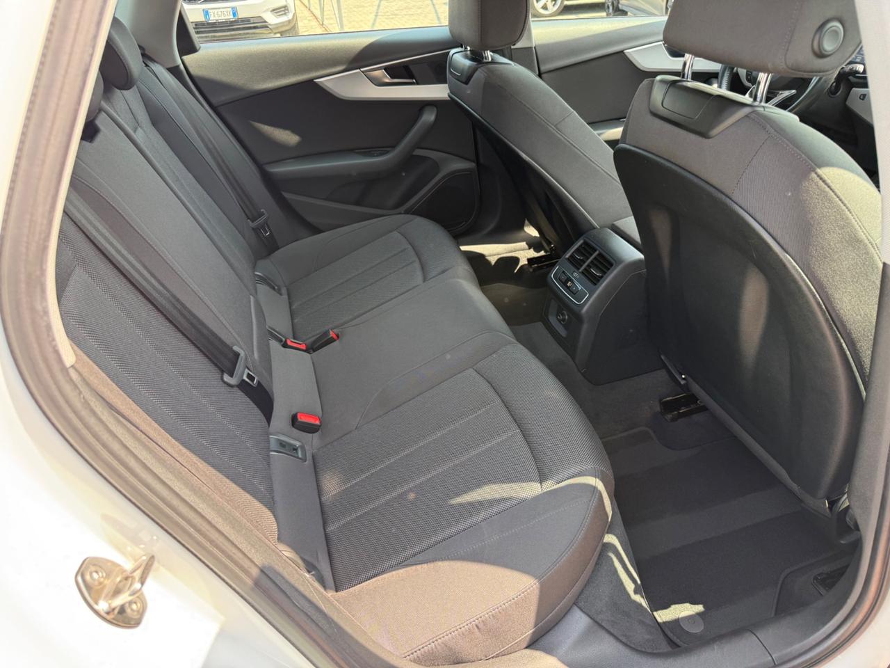 Audi A4 allroad 2.0 TDI 163 CV S tronic Business