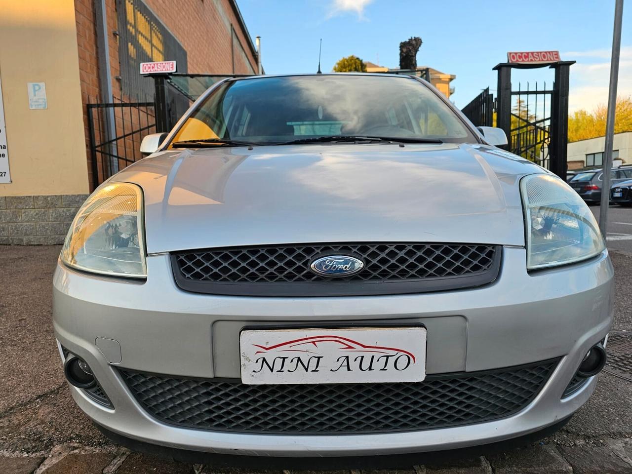 Ford Fiesta 1.2 75cv Ikon*Clima*Servosterzo*Neopatentati*