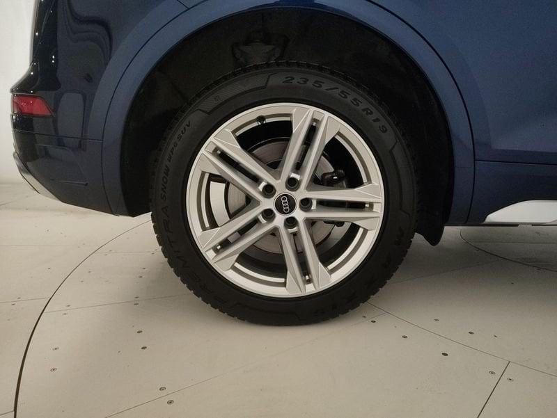 Audi Q5 II 2020 40 2.0 tdi mhev 12V S line quattro s-tronic