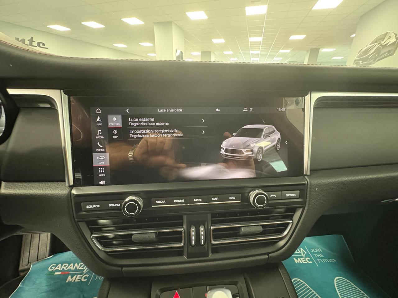 Porsche Macan 2.0 Benzina 245cv 2020 km 137000
