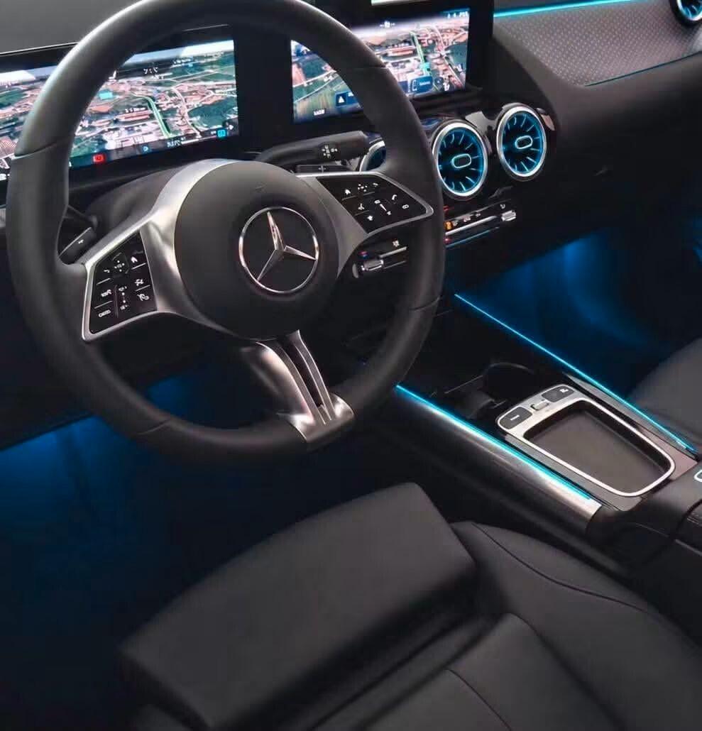 Mercedes GLA 200Automatic km0 tetto panoramico full