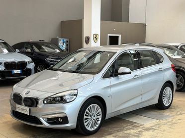 BMW 216 d Active Tourer Luxury Auto - LED - 17" - Pelle - Navi