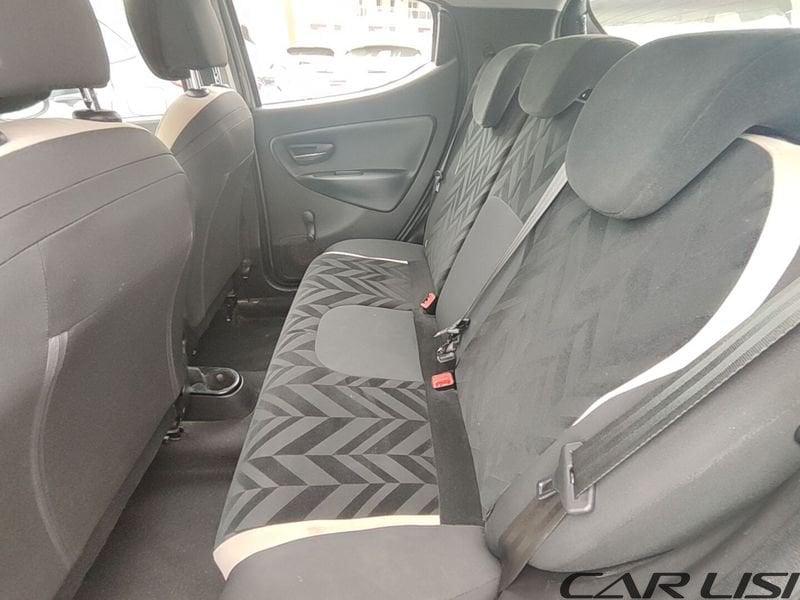 Lancia Ypsilon Ypsilon 1.2 69 CV 5 porte Silver