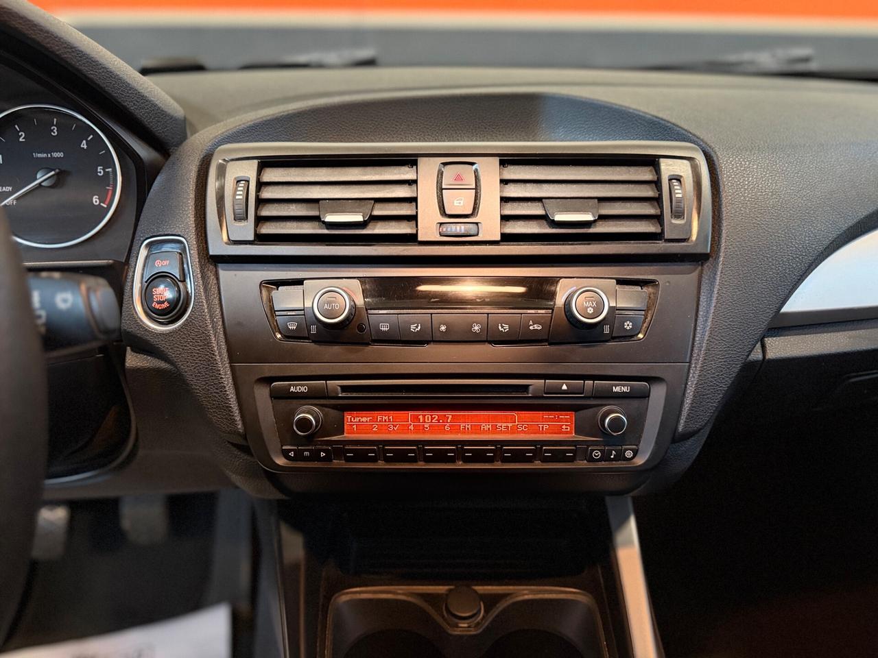 Bmw 116 116d 5p. Efficient Dynamics Urban NEOPATENTATI