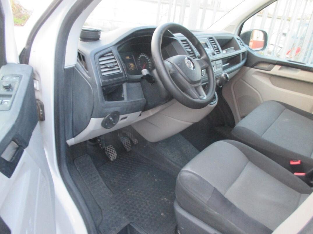 Volkswagen Transporter 2.0 TDI 102 CV 3 POSTI