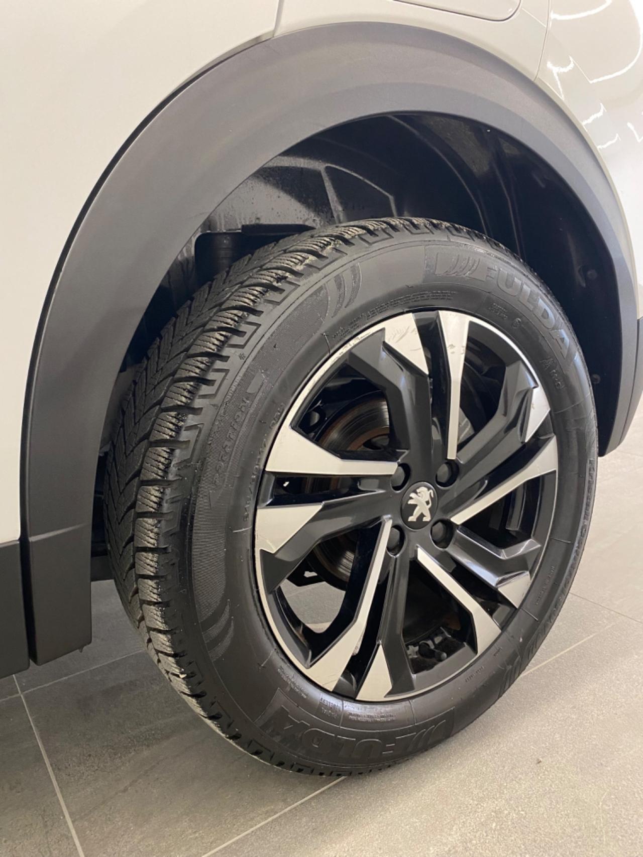 Peugeot 2008 BlueHDi 130 S&S EAT8 Allure