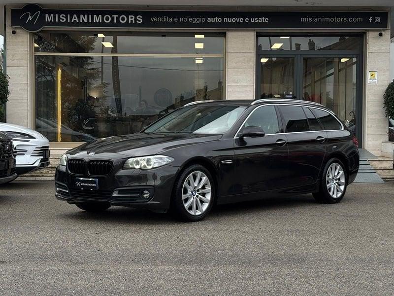 BMW Serie 5 520d Luxury Touring aut