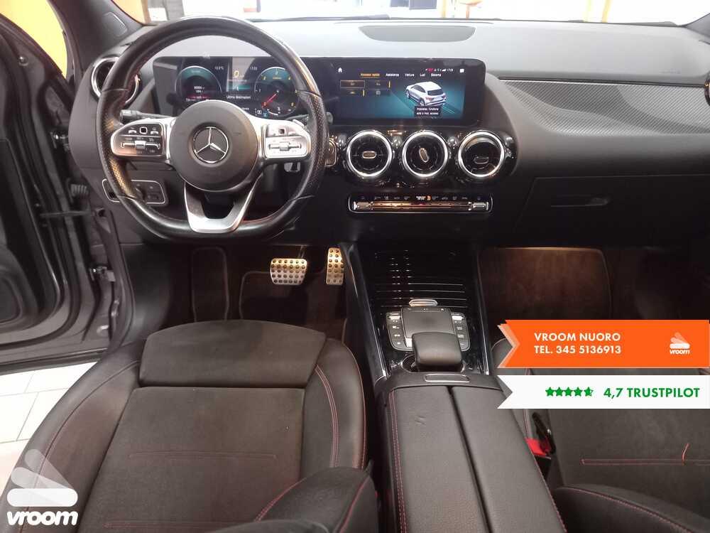 MERCEDES GLA (H247) GLA 200 d Automati...