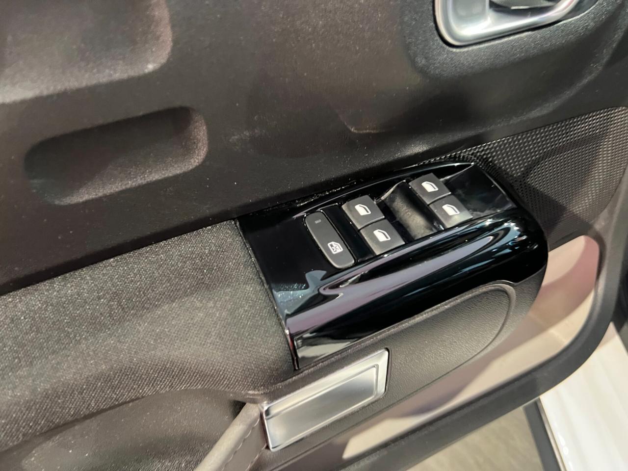 Citroen C3 PureTech 82 Shine NAVI