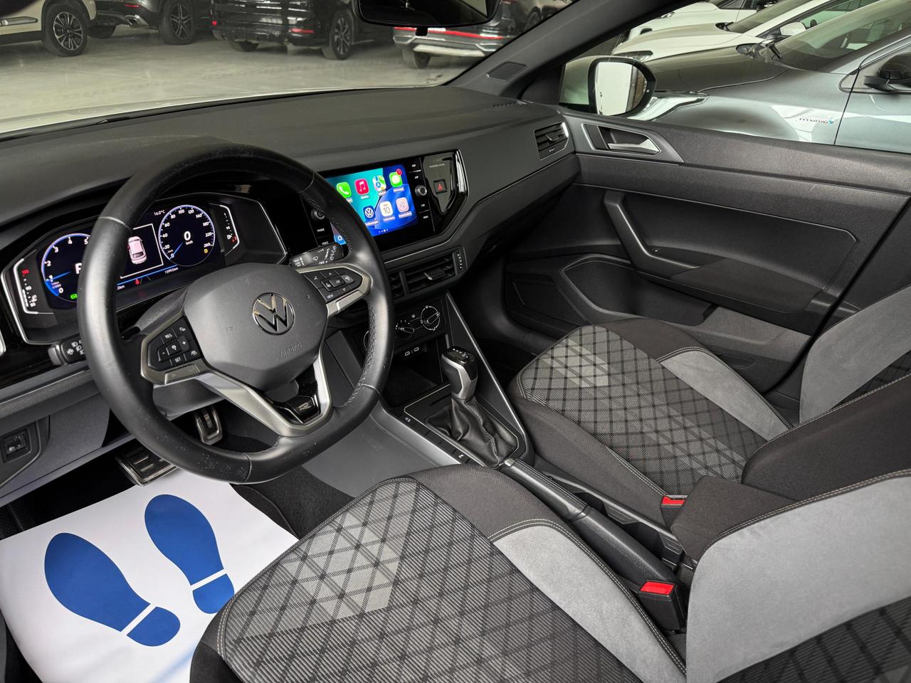 Volkswagen Taigo 1.0 tsi R-Line 110cv dsg TETTO APRIBILE