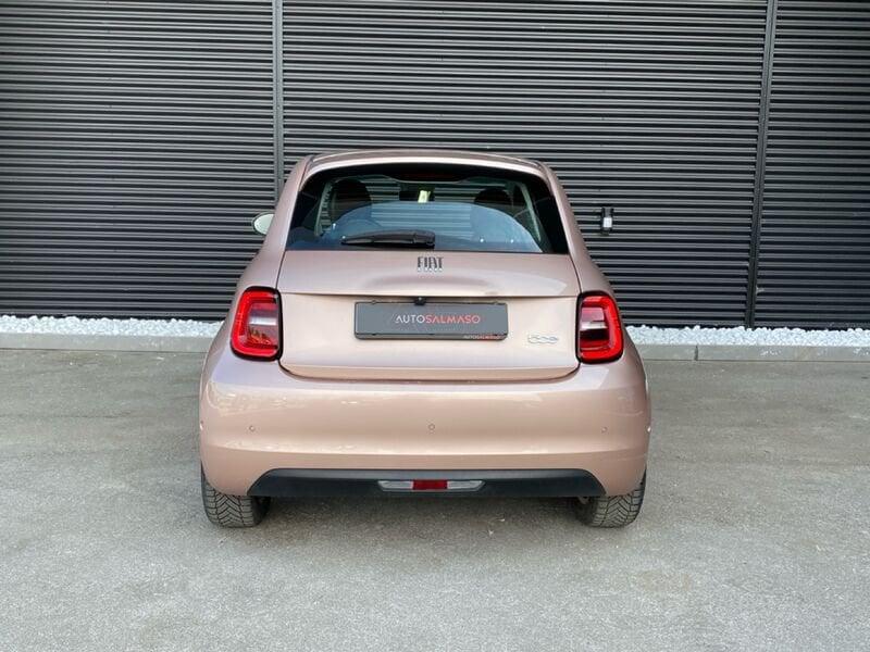 FIAT 500 Electric Icon 43 kW/Max 118 CV