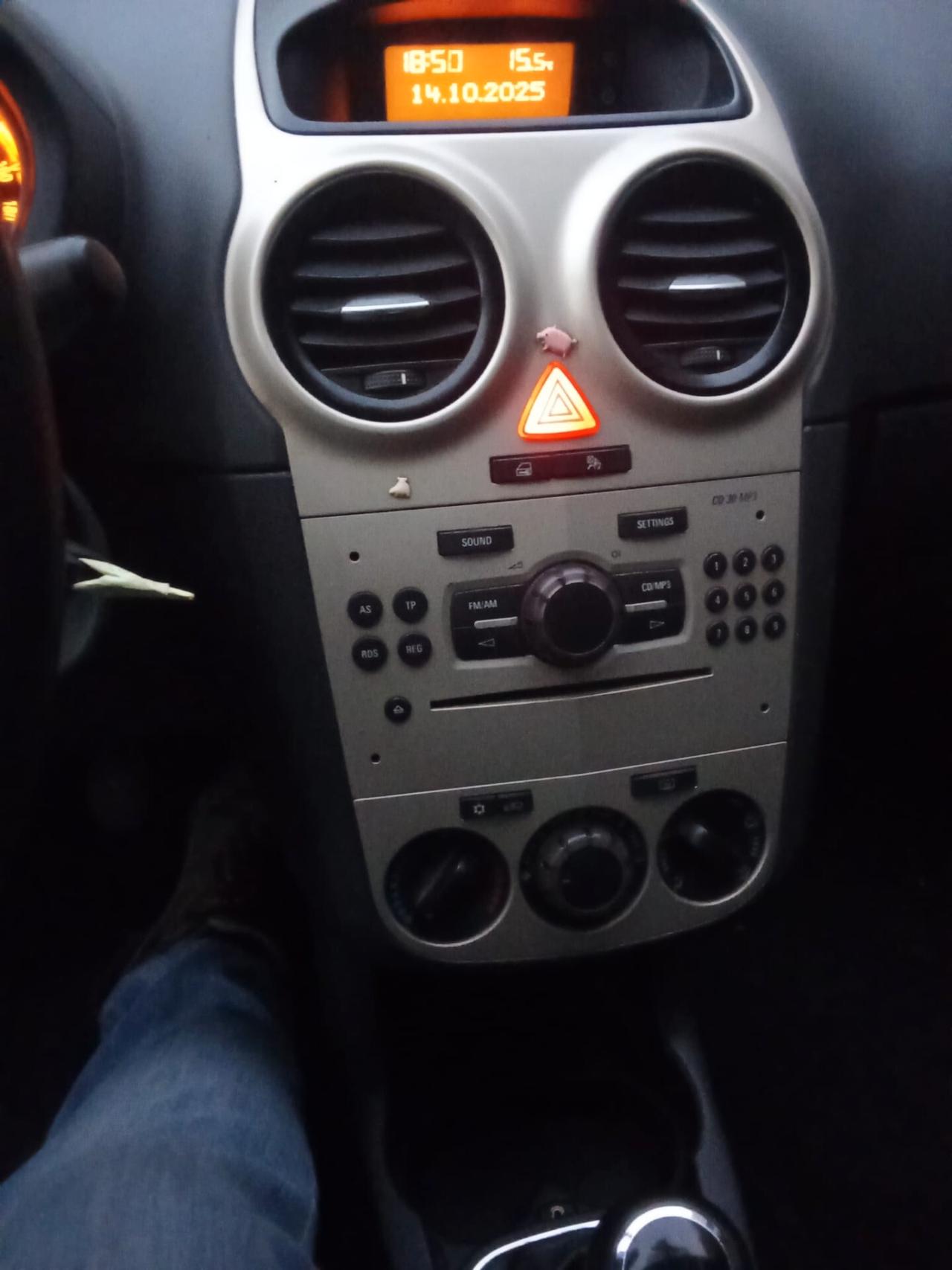 Opel Corsa 1.2 3 porte