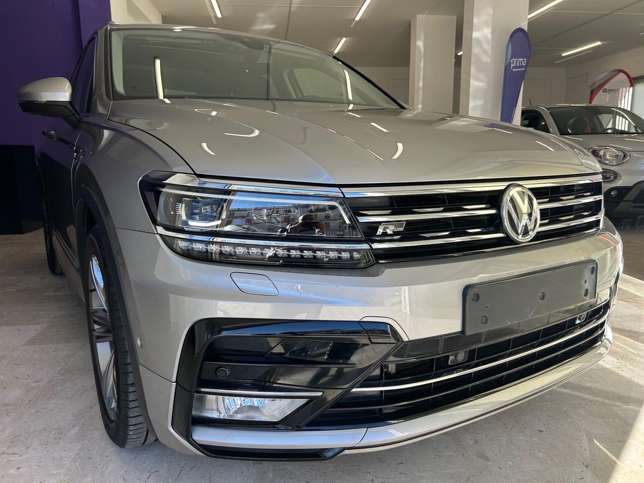 Volkswagen Tiguan 2.0 TDI R Line strafullll!!!!