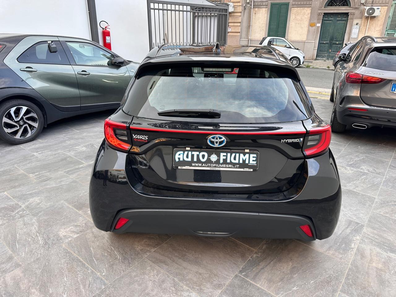 Toyota Yaris 1.5 Hybrid 5 porte Lounge