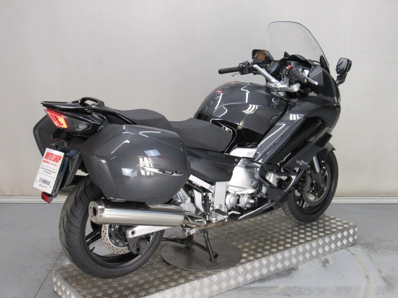 Yamaha FJR 1300 ABS AE SOSPENSIONI ELETTRONICHE 6 MARCE