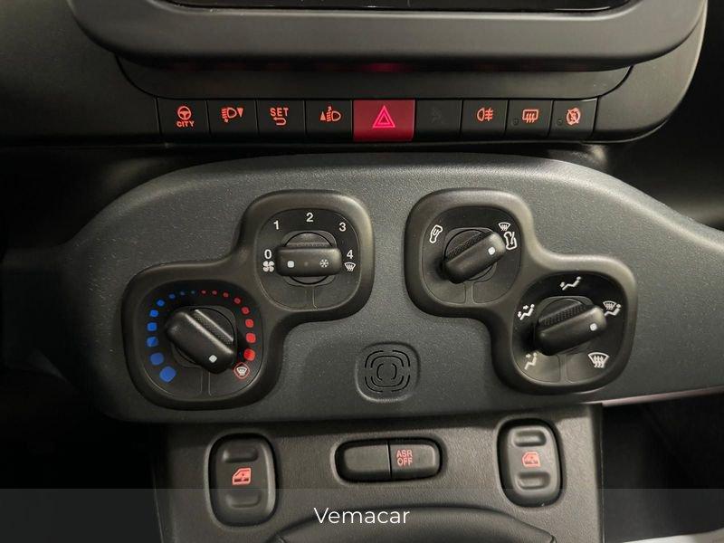FIAT Panda 1.0 FFly 70cv S&S Hybrid-RADIO BT-SOLO KM 10900! NEOP !!