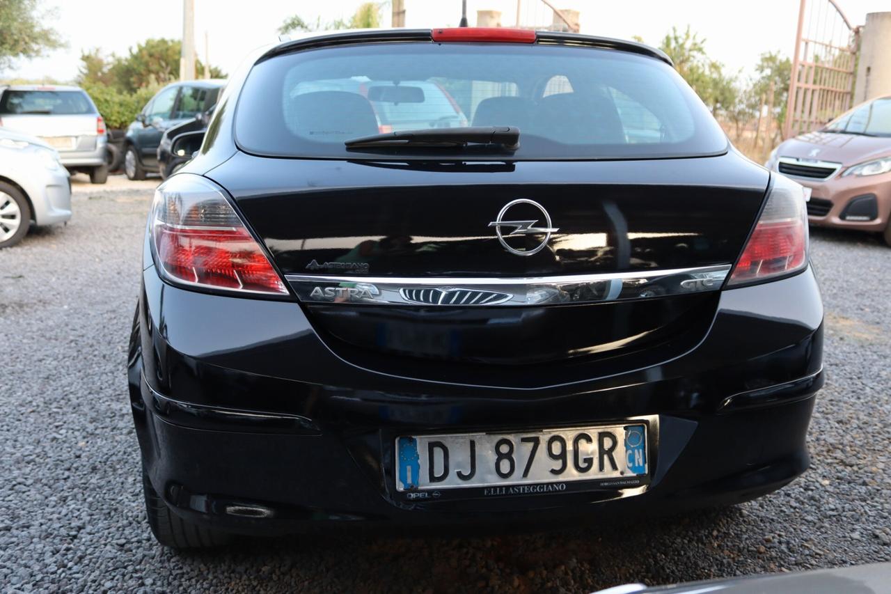 Opel Astra GTC 1.9 DIESEL 120CV