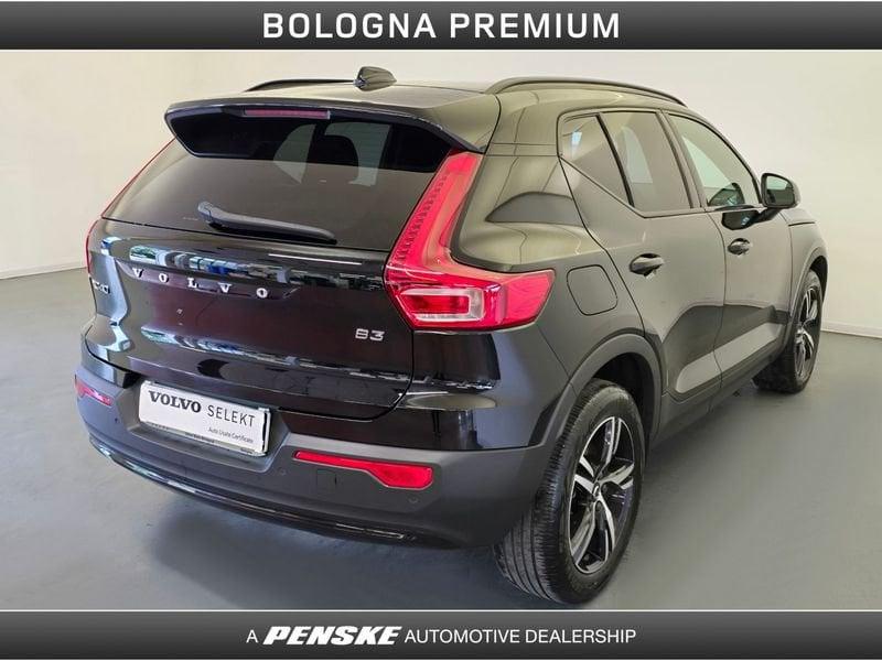 Volvo XC40 XC40 B3 automatico Plus Dark