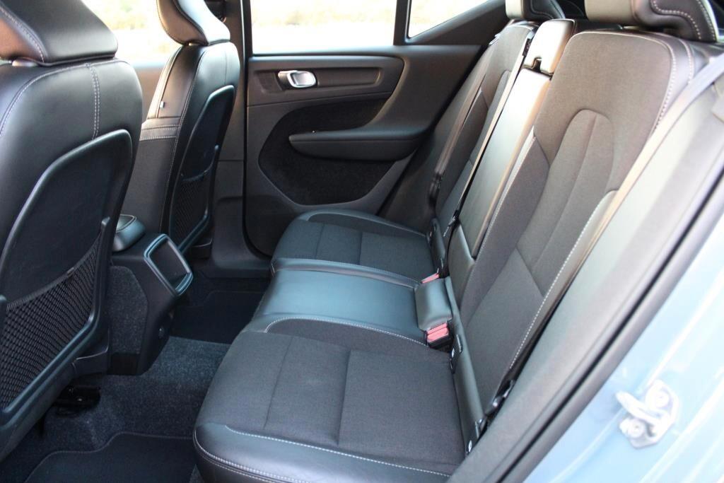 VOLVO XC40 D3 Momentum *FULL LED *Carplay