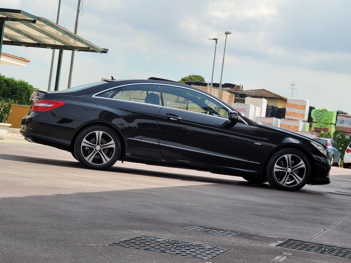 MERCEDES - Classe E coupé