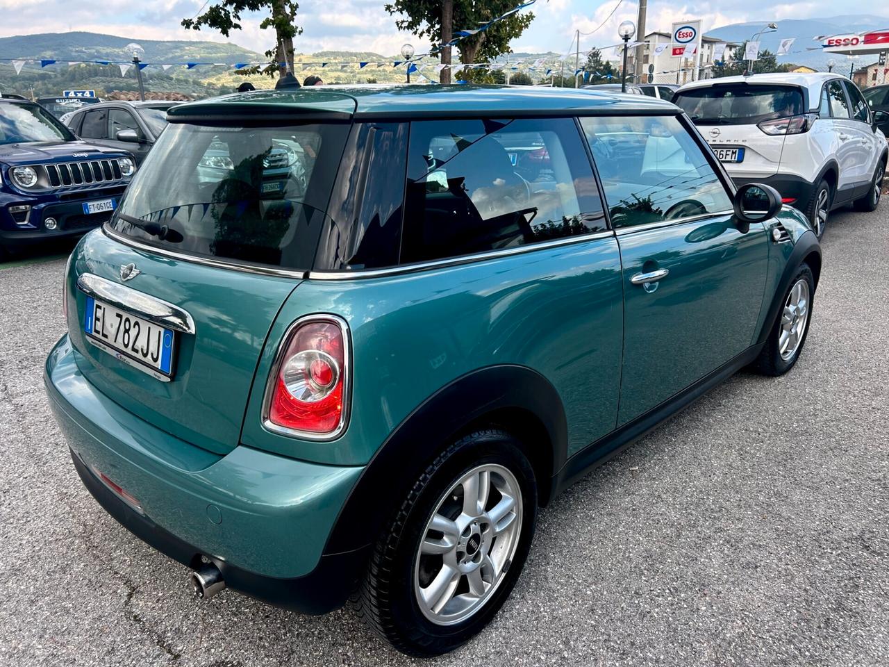 "UNA CHICCA" Mini Mini 1.6 16V One " NEOPATENTATI "