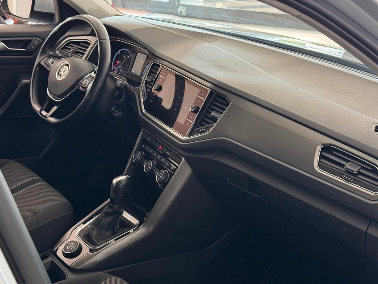 VOLKSWAGEN T-ROC 2.0cc TDI 150CV 4X4 *IVA*
