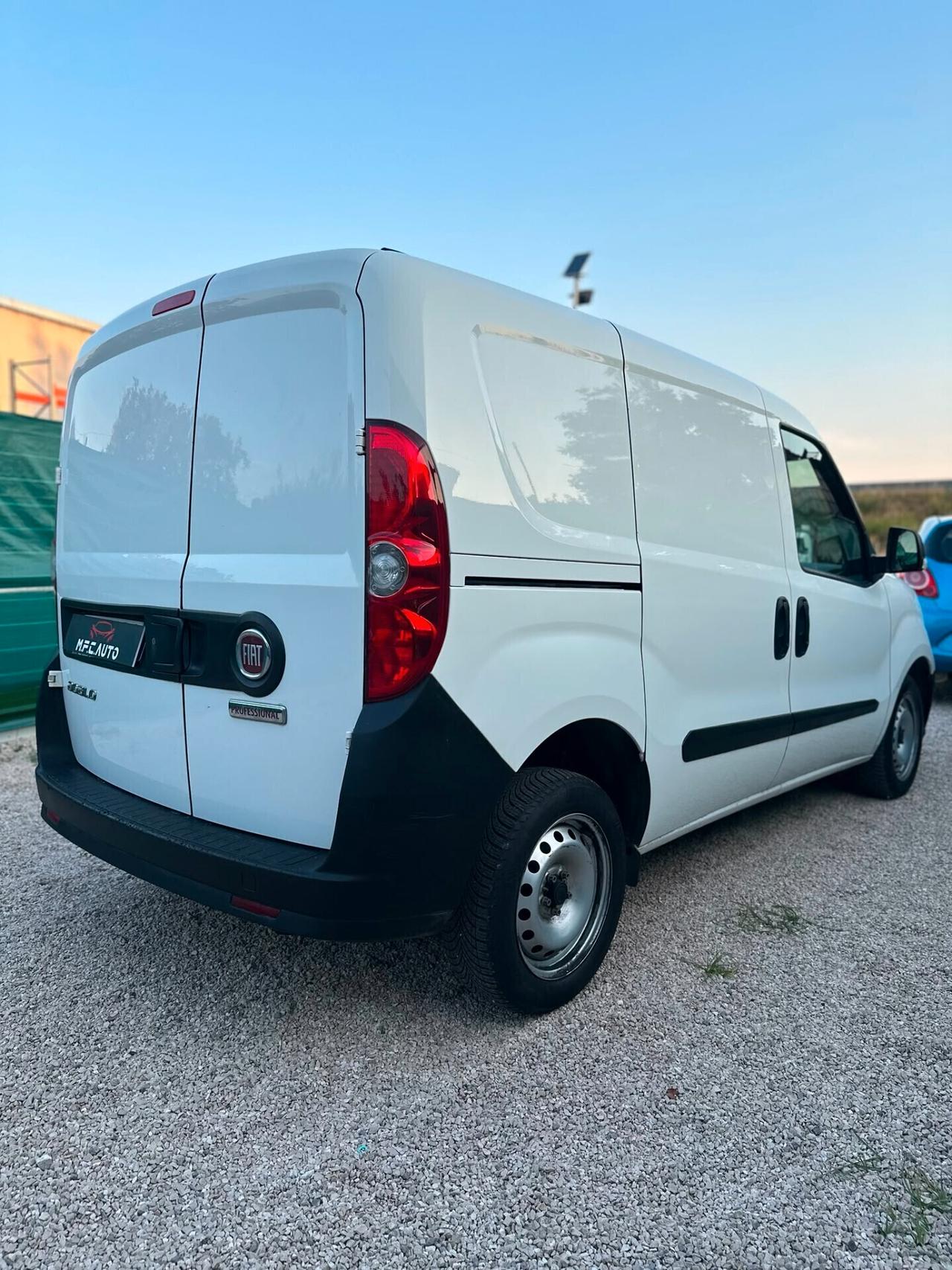 Fiat Doblò Anno 2023 1.6 MJT 105CV 3 POSTI PC-TN -