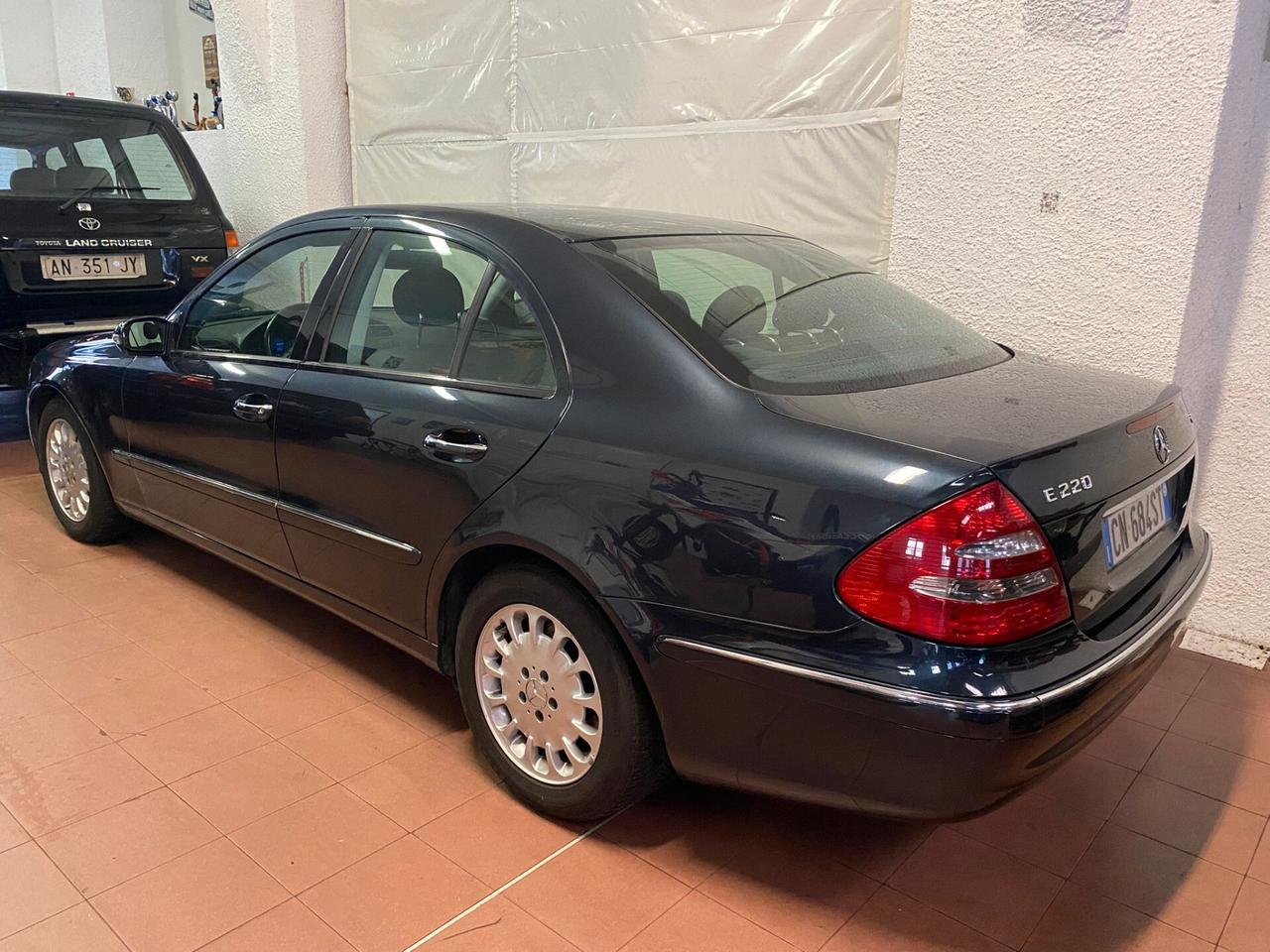 Mercedes-benz E 220 CDI cat Classic