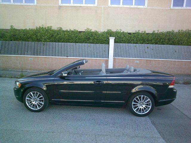 VOLVO C70 2.0 D Summum