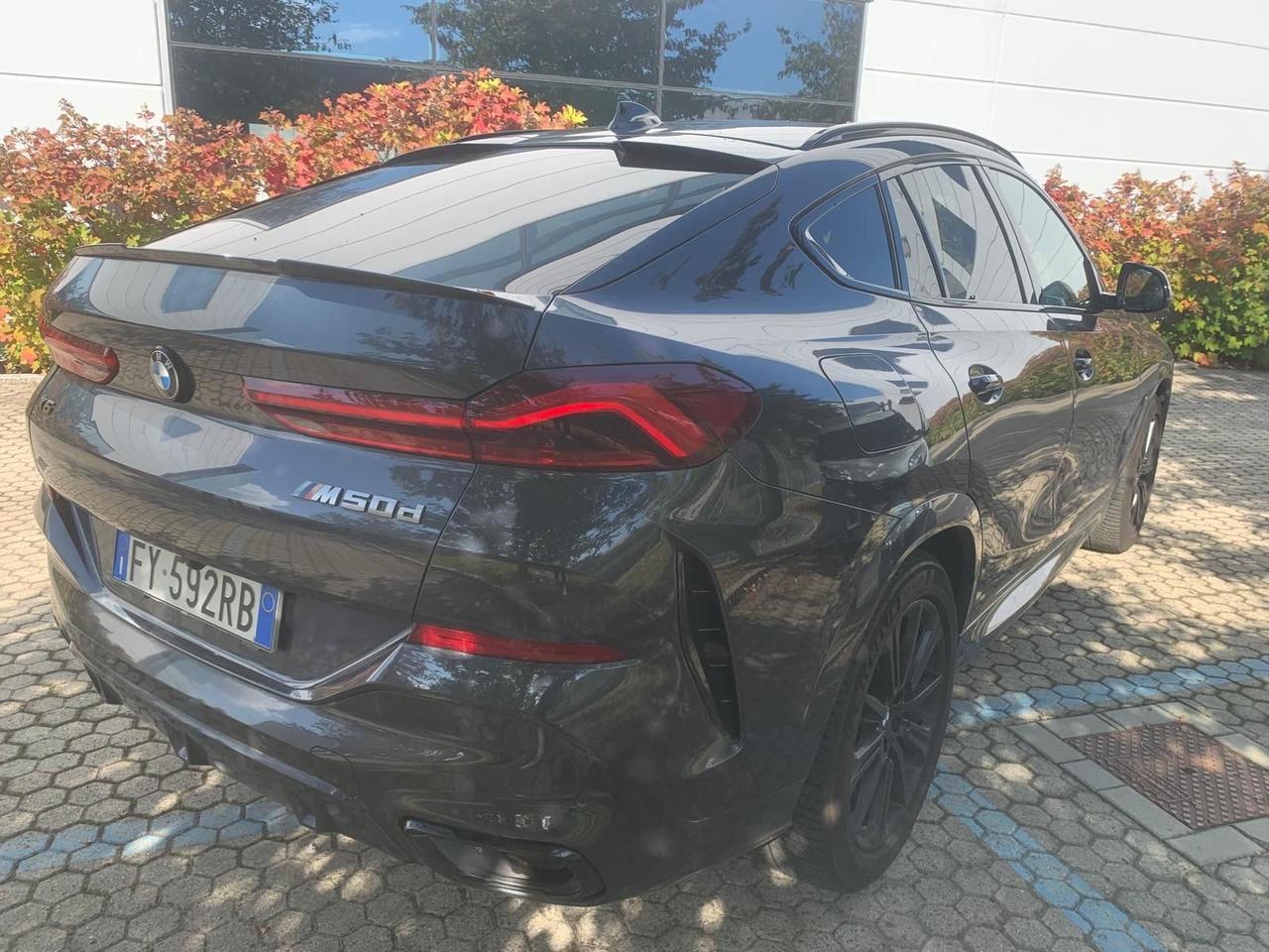 Bmw X6 M50d 400 cavalli