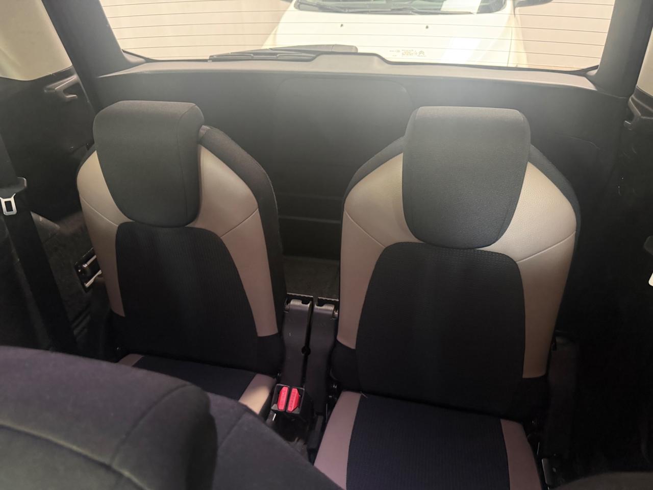 Citroen C4 1.6 e-HDi 115 Exclusive 7 posti Automatico Navi