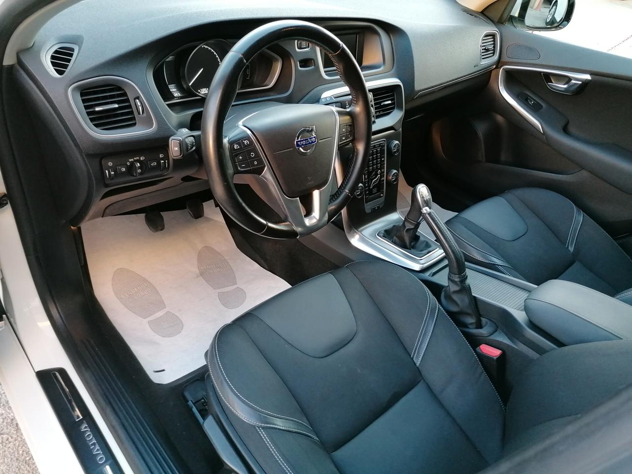 Volvo V40 D3 Summum