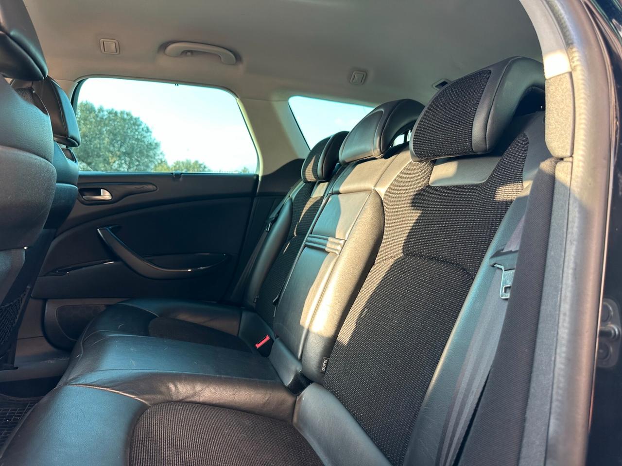 Citroen C5 2.0 HDi 160 aut. Executive Tourer Stupenda