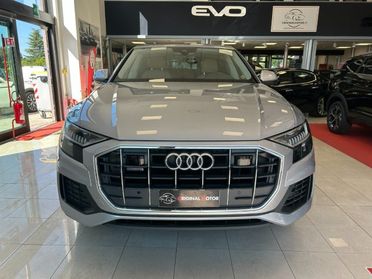 AUDI Q8 45 TDI quattro tiptronic