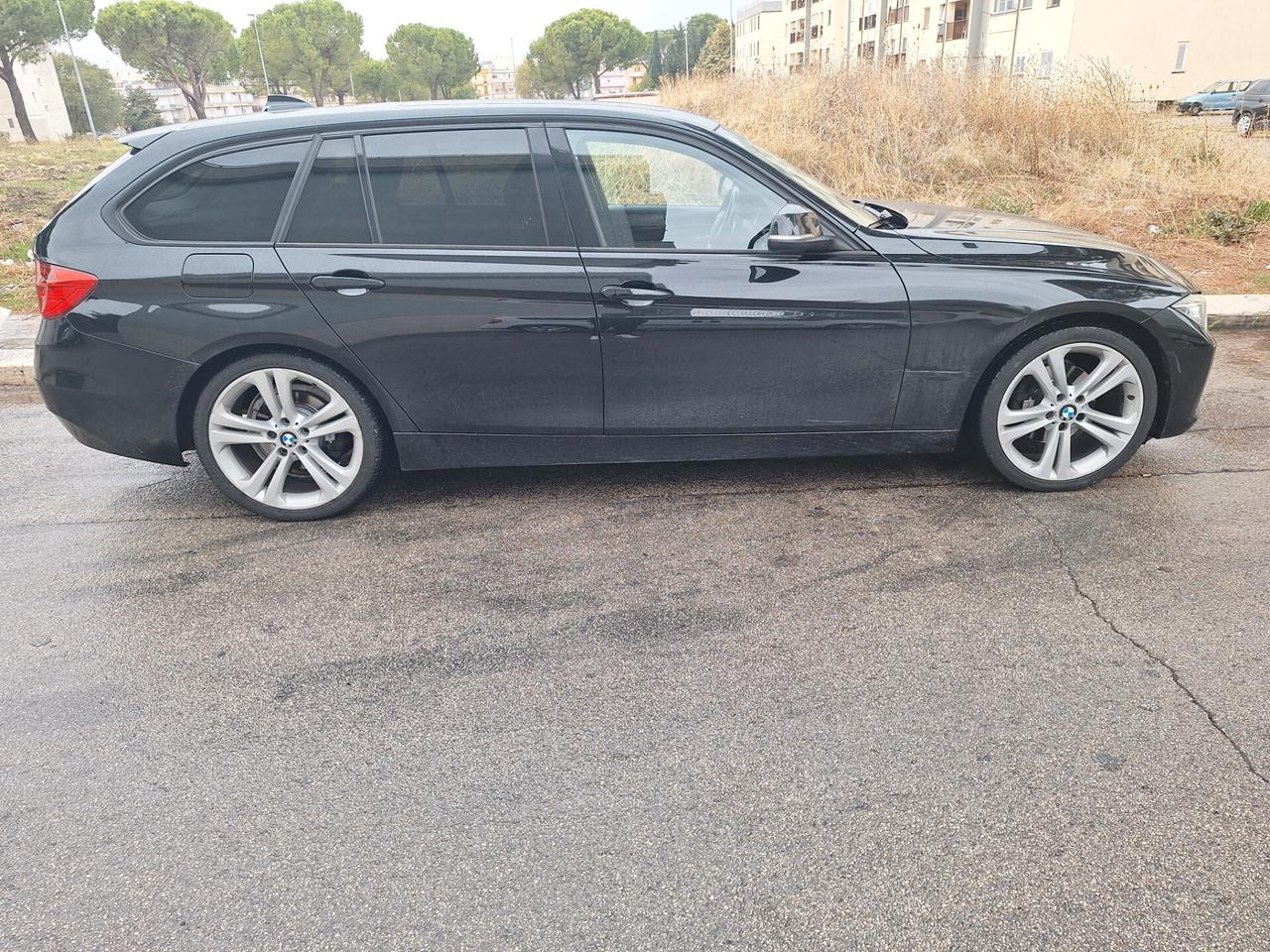 Bmw 320d Touring Business AUTOMATICA TETTO SOLO PER EXPORTAZIONE