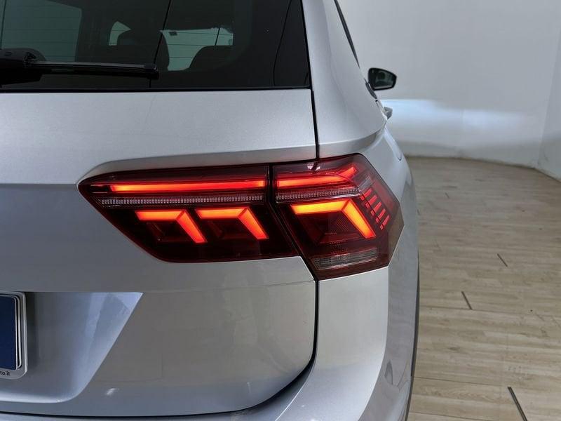 Volkswagen Tiguan Tiguan 2.0 tdi R-Line 150cv dsg
