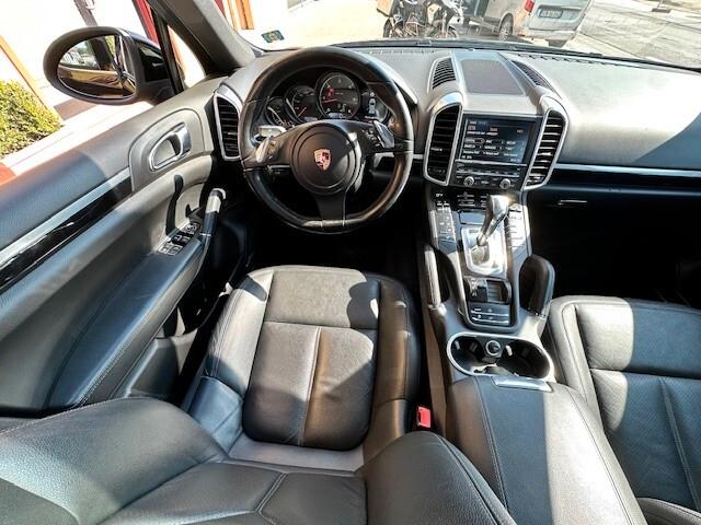 Porsche Cayenne 3.0 Diesel IVA ESPOSTA service Porsche Uni pro.