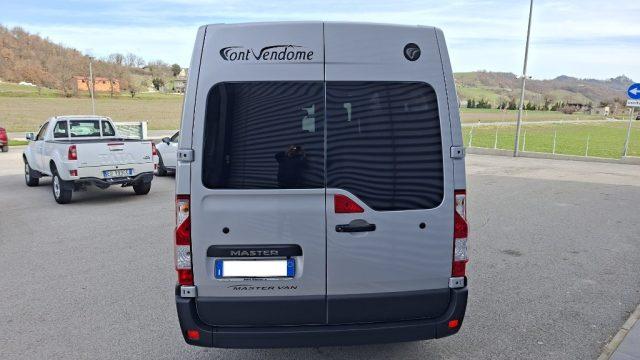 RENAULT RENAULT MASTER FONT VENDOME VAN XS IVA ESPOSTA