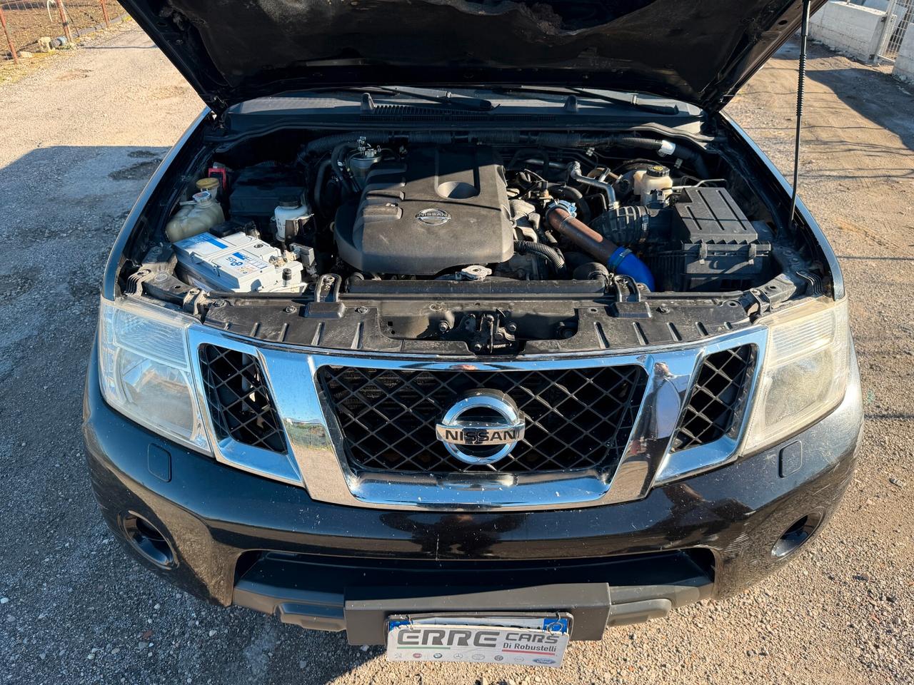 NISSAN NAVARA 4x4 ANNO 2012 2.5 DIESEL 190 CV