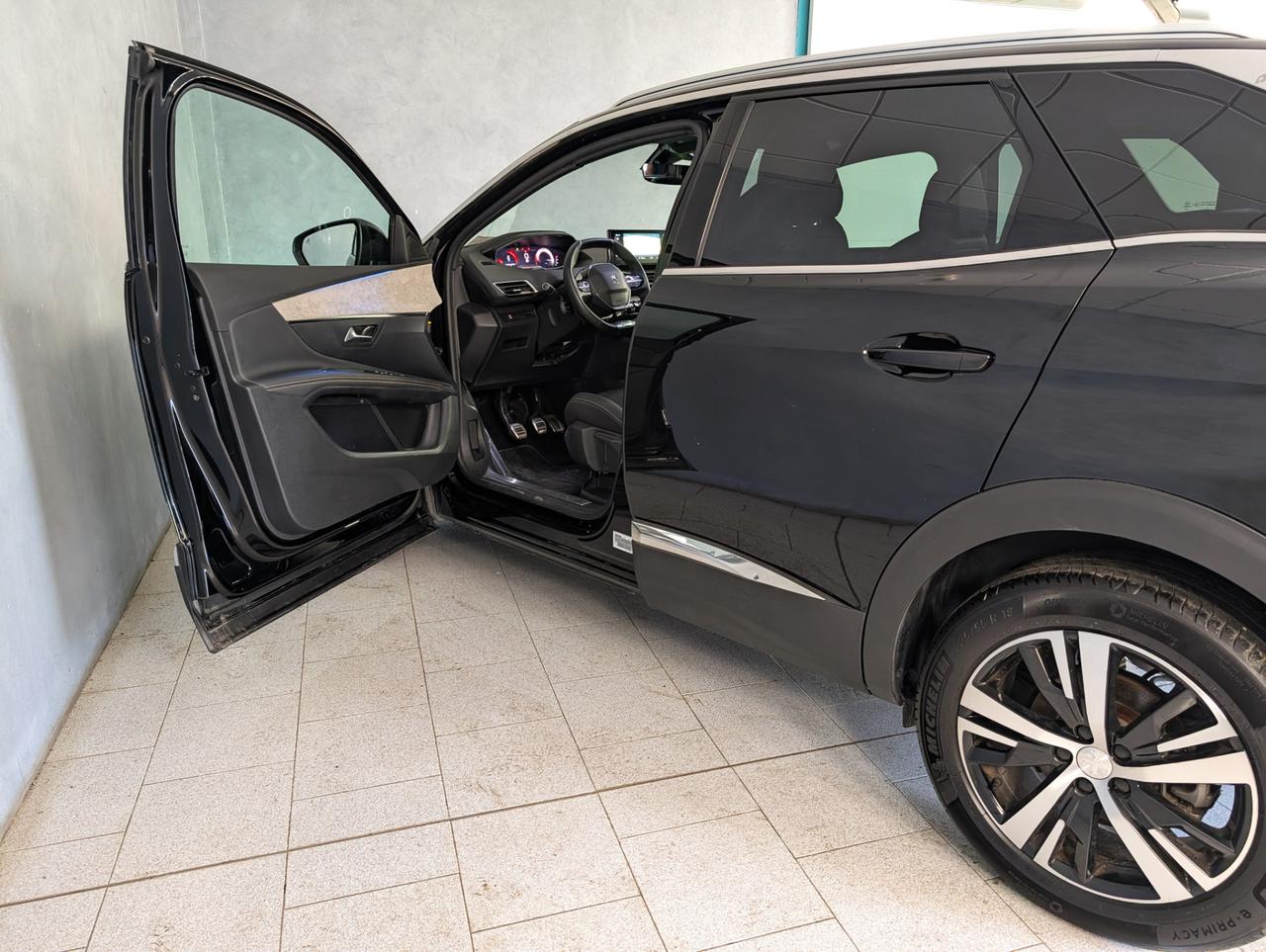 Peugeot 3008 1.2 puretech 130cv GT