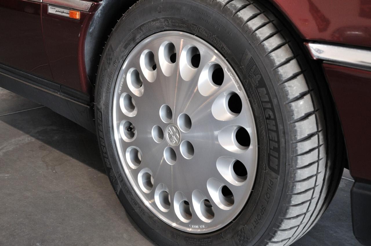 Alfa Romeo 164 2.0i V6 turbo cat Super CRS pelle tagliandata