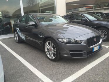 JAGUAR XE 2,0 180CV- AUTOMATICA-EURO 6- MOTORE NUOVO