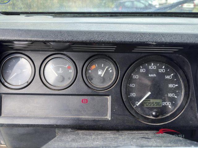LAND ROVER Defender 110 2.5 Td5 cat Station Wagon SE - AUTOCARRO N1
